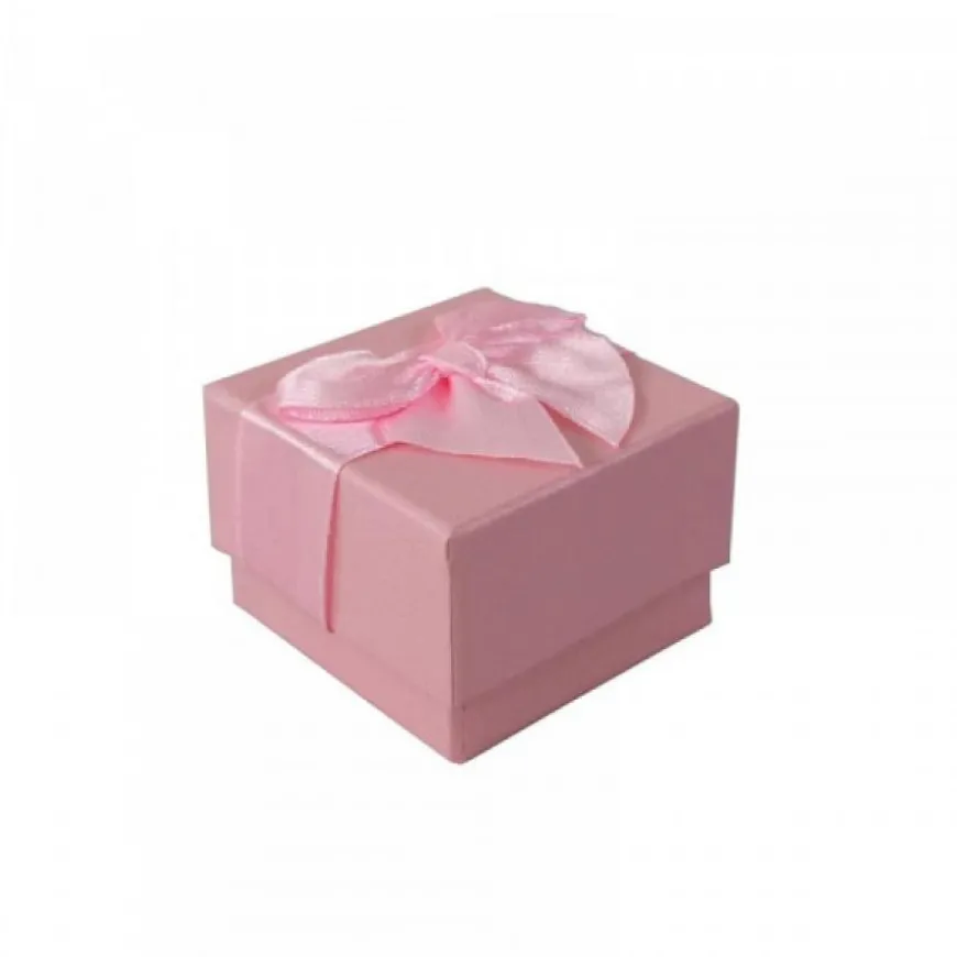 Ecrin rose avec noeud pour offrir un bijou