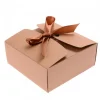 emballage kraft marron pour l'anniversaire d'un enfant carton