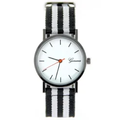 Montre noire pas chère à rayure marque Geneva tissu bracelet NATO
