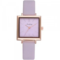 Montre pas chère rose carrée