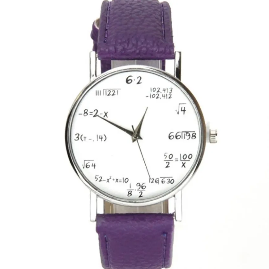 Montre pas chère violette