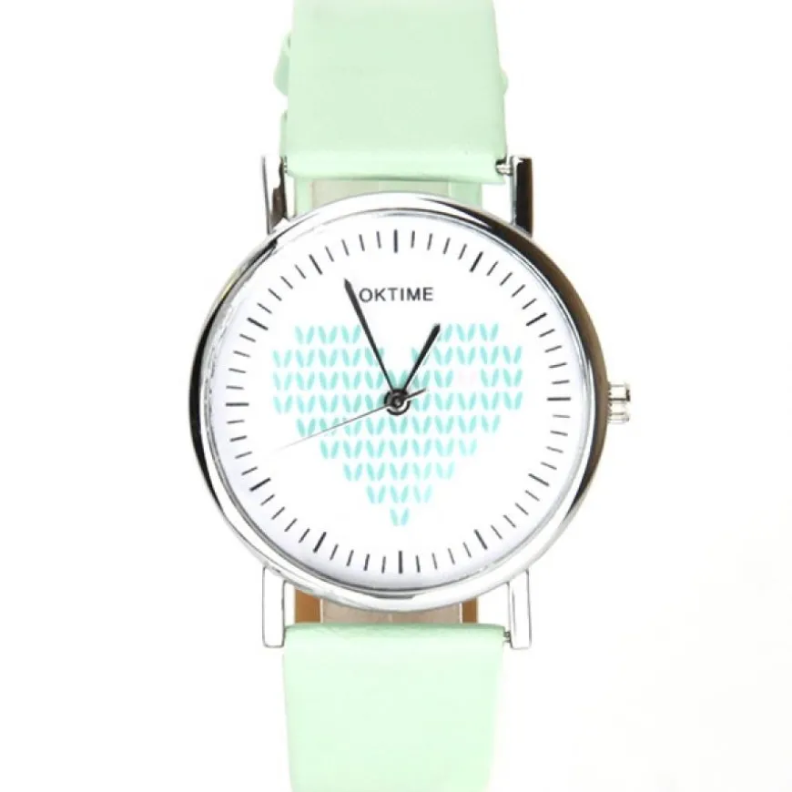 Montre à quartz cadran amour bracelet vert
