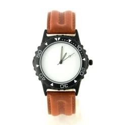Montre racing vintage pour homme bracelet cuir brun cadran nu boîtier noir mat