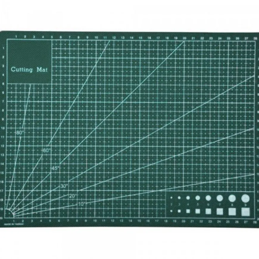 Tapis de découpe A4 (210 x 297 mm) PVC Vert